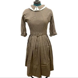 Vintage collar dress w/ matching belt | 25” waist
